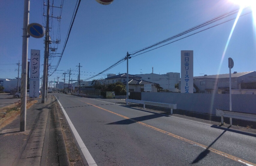 リサイクル倉庫右折時風景